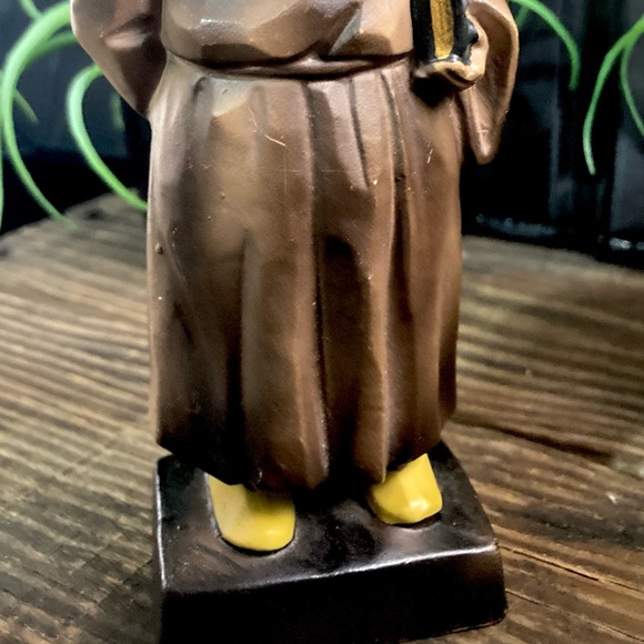Vintage Decorama Monk Friar Chalkware Figurine | Made In Japan 6” - Picture 4 of 10